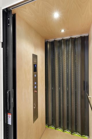 10261 Calumet Avenue 203, Dyer, IN 46311