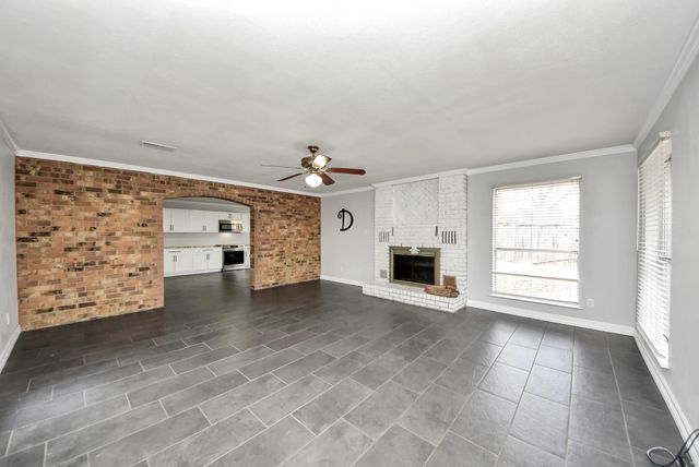 2004 Manor Street, Dayton, TX 77535