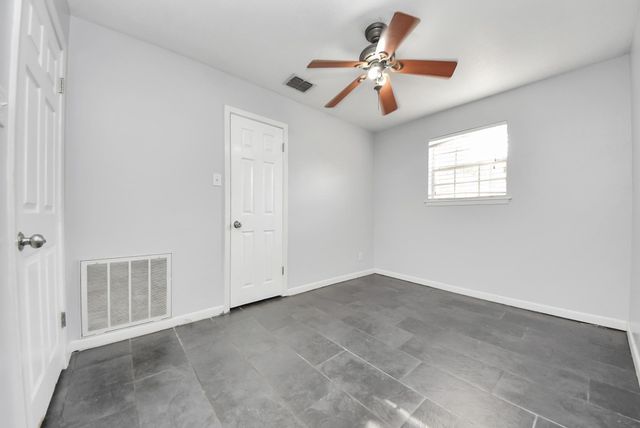 2004 Manor Street, Dayton, TX 77535