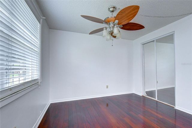 4723 SOUTHBREEZE DRIVE, Tampa, FL 33624