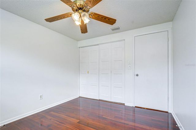 4723 SOUTHBREEZE DRIVE, Tampa, FL 33624