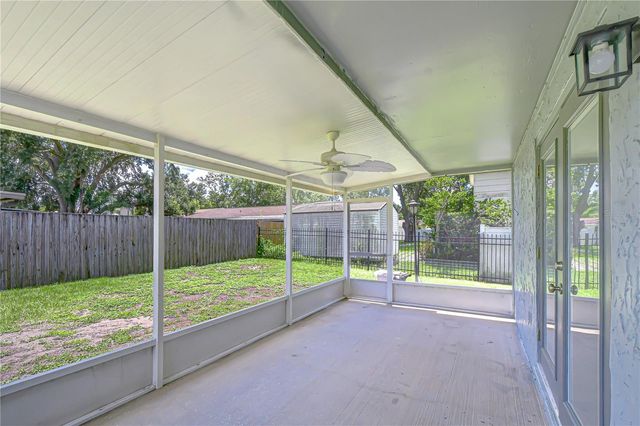 4723 SOUTHBREEZE DRIVE, Tampa, FL 33624