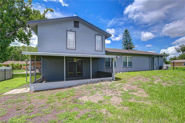4723 SOUTHBREEZE DRIVE, Tampa, FL 33624