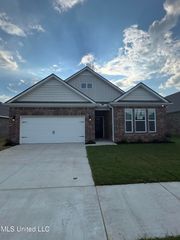 101 Harvest Dance Drive, Byhalia, MS 38611