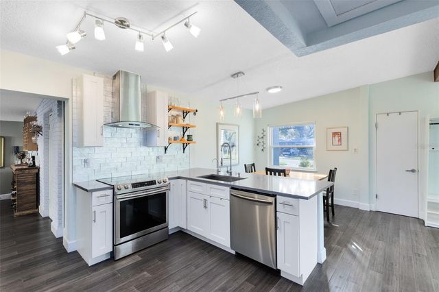 2811 EASTERN PARKWAY, Winter Park, FL 32789