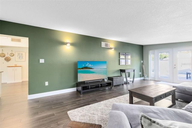 2811 EASTERN PARKWAY, Winter Park, FL 32789