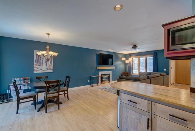 8318 Inverness Drive, Madison, WI 53717