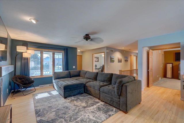 8318 Inverness Drive, Madison, WI 53717