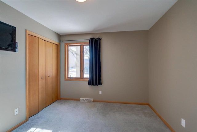 8318 Inverness Drive, Madison, WI 53717