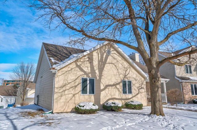 8318 Inverness Drive, Madison, WI 53717