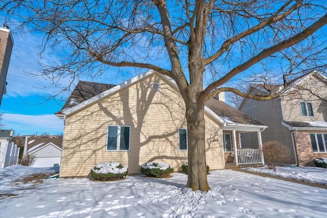 8318 Inverness Drive, Madison, WI 53717