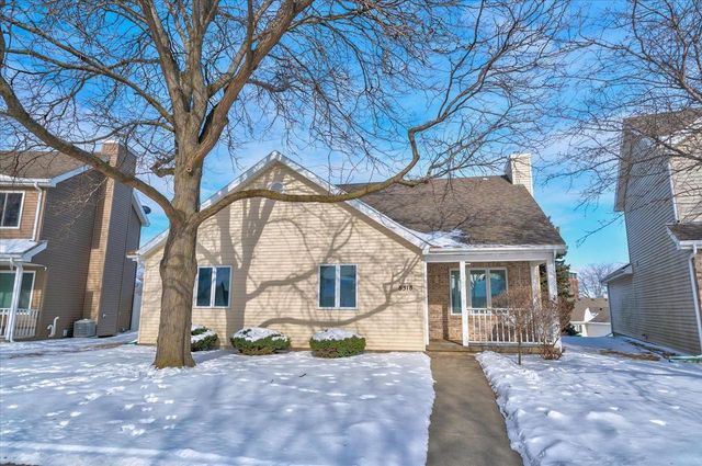 8318 Inverness Drive, Madison, WI 53717