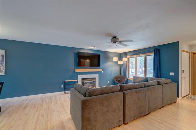 8318 Inverness Drive, Madison, WI 53717