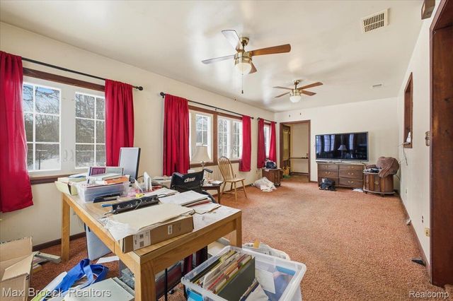 30629 Ecorse Road, Romulus, MI 48174