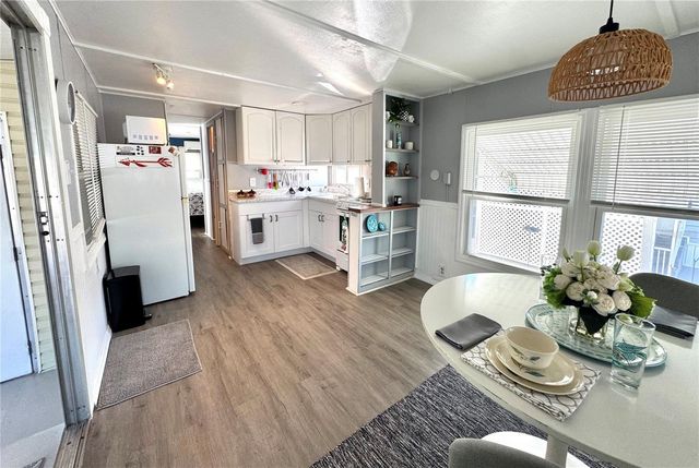 10315 CORTEZ ROAD W 30-2, Bradenton, FL 34210