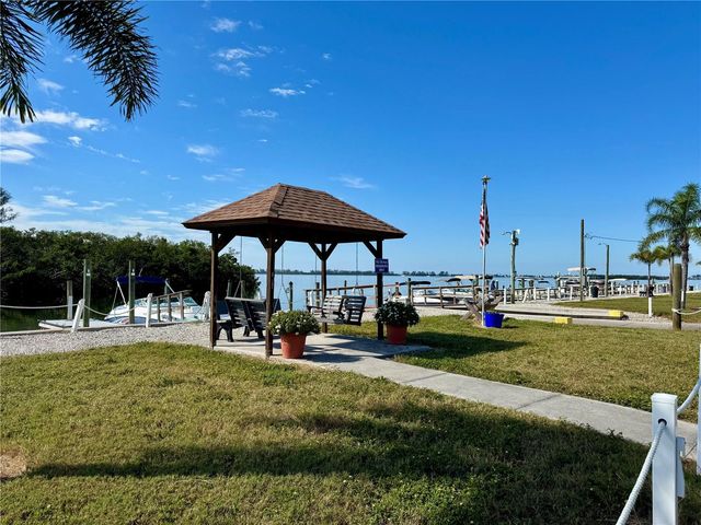 10315 CORTEZ ROAD W 30-2, Bradenton, FL 34210