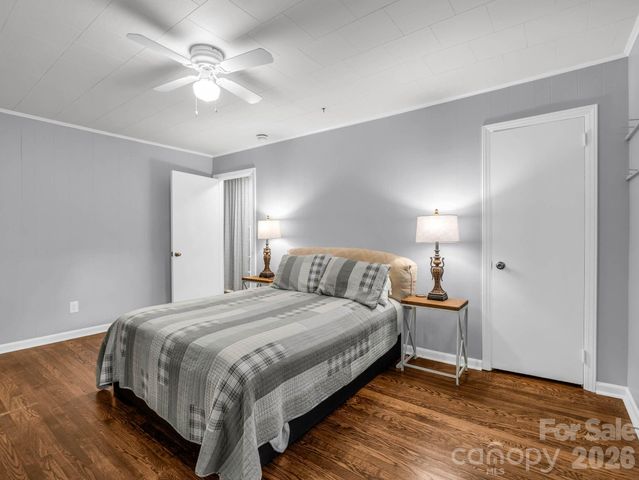 407 Hiawassee Avenue, Black Mountain, NC 28711