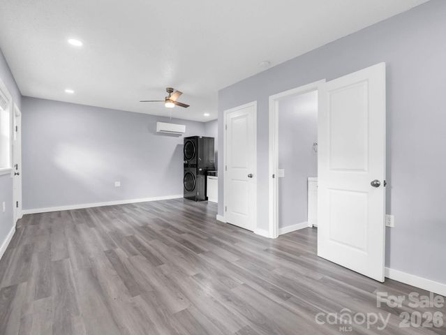 407 Hiawassee Avenue, Black Mountain, NC 28711