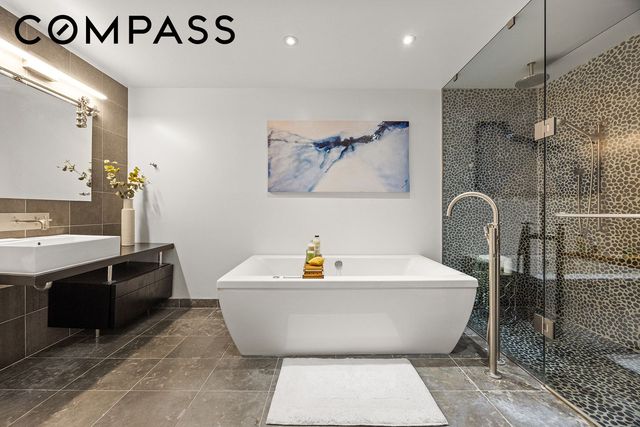 271 W 122nd St Unit A, New York City, NY 10027