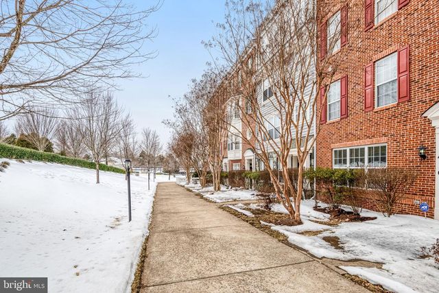 4112 POTOMAC HIGHLANDS CIR, Triangle, VA 22172