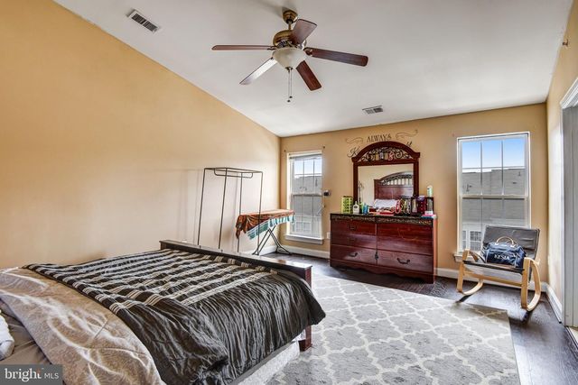 4112 POTOMAC HIGHLANDS CIR, Triangle, VA 22172