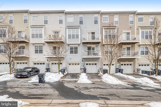 4112 POTOMAC HIGHLANDS CIR, Triangle, VA 22172