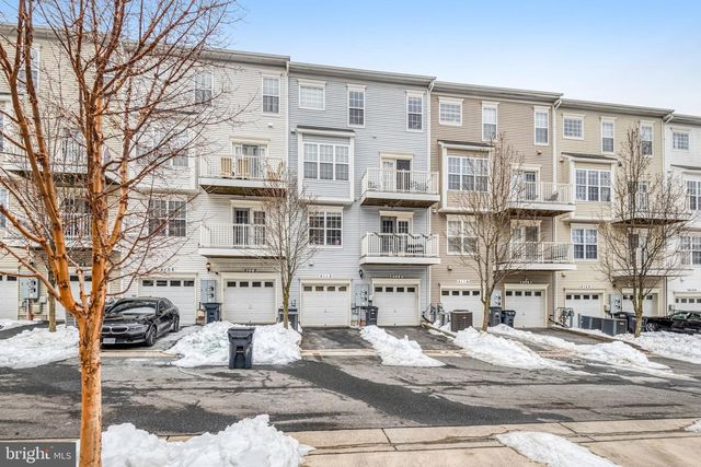 4112 POTOMAC HIGHLANDS CIR, Triangle, VA 22172