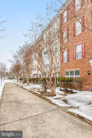 4112 POTOMAC HIGHLANDS CIR, Triangle, VA 22172