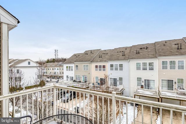 4112 POTOMAC HIGHLANDS CIR, Triangle, VA 22172