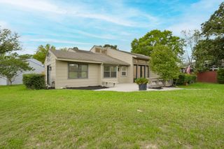 62 April Village, Conroe, TX 77356