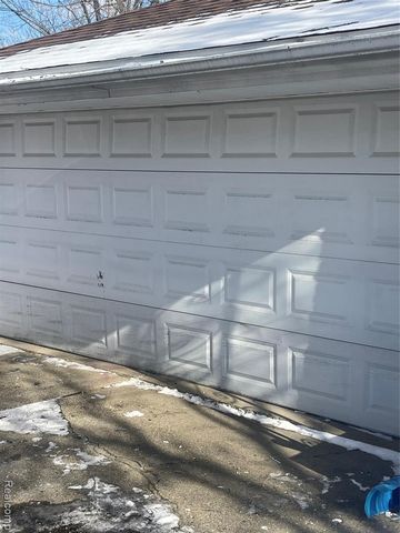 24624 Melody Road, Warren, MI 48089