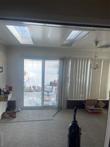 24624 Melody Road, Warren, MI 48089