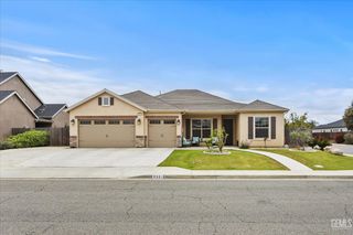 9321 Riviera Del Sol Drive, Bakersfield, CA 93314