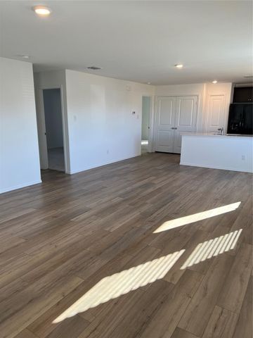 7300 Jackrabbit Avenue, Mckinney, TX 75071