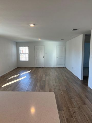 7300 Jackrabbit Avenue, Mckinney, TX 75071