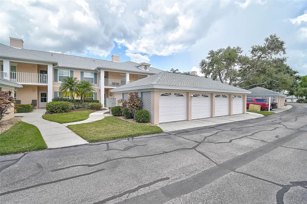4223 CADDIE DRIVE E 203, Bradenton, FL 34203