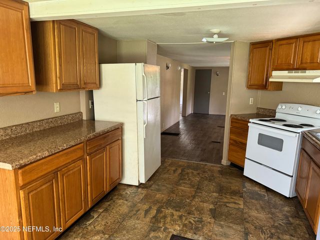 6383 DENNISON Avenue, Keystone Heights, FL 32656