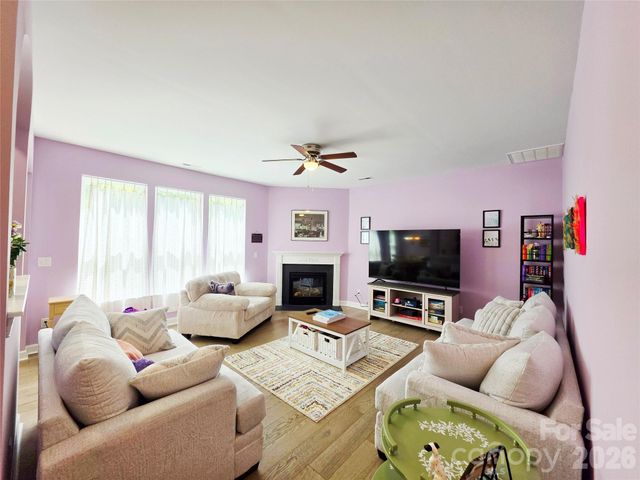 4815 Sterling Brooke Lane, Winston Salem, NC 27103