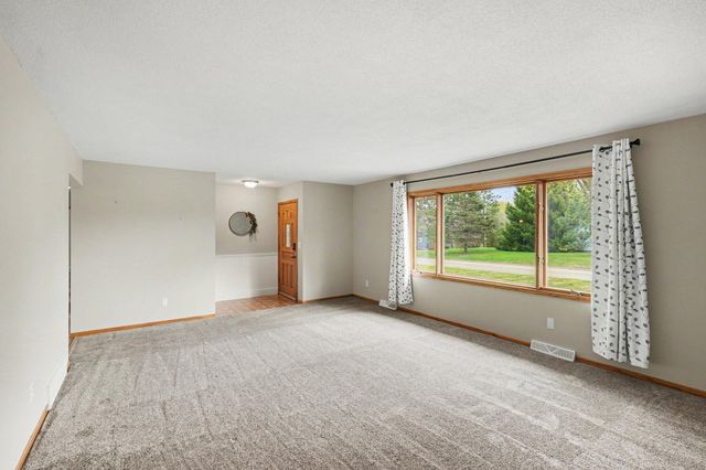 3349 173rd Lane NW, Andover, MN 55304