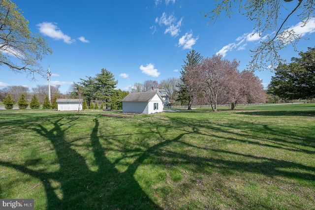 642 CONCORD RD, Glen Mills, PA 19342