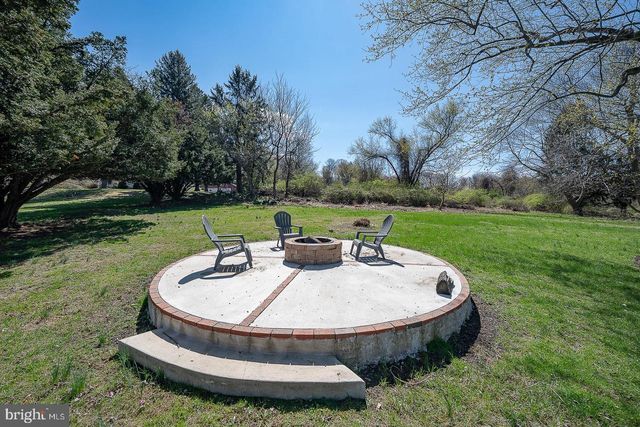 642 CONCORD RD, Glen Mills, PA 19342