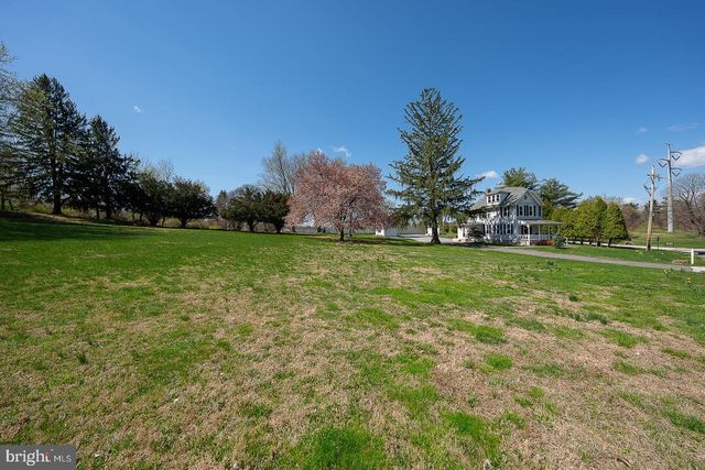 642 CONCORD RD, Glen Mills, PA 19342