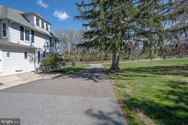 642 CONCORD RD, Glen Mills, PA 19342