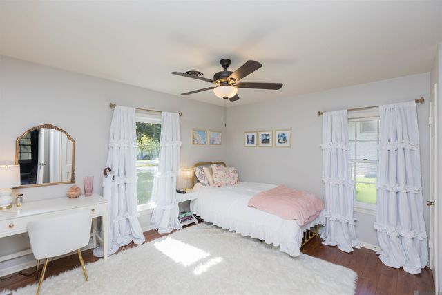 2049 Columbine St, Baton Rouge, LA 70808