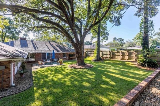 2049 Columbine St, Baton Rouge, LA 70808