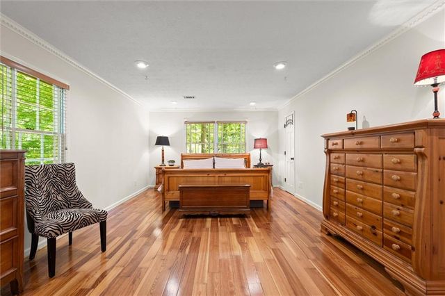 3025 Mountain Creek Court NE, Roswell, GA 30075