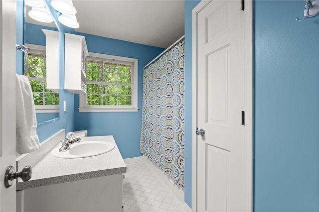 3025 Mountain Creek Court NE, Roswell, GA 30075