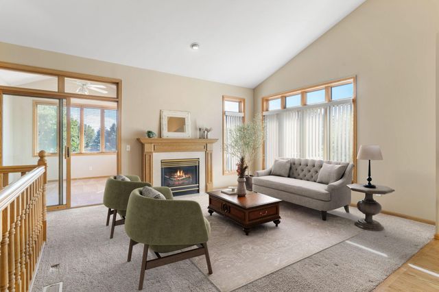 1590 126th Lane NW, Coon Rapids, MN 55448