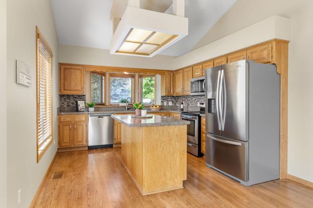 1590 126th Lane NW, Coon Rapids, MN 55448