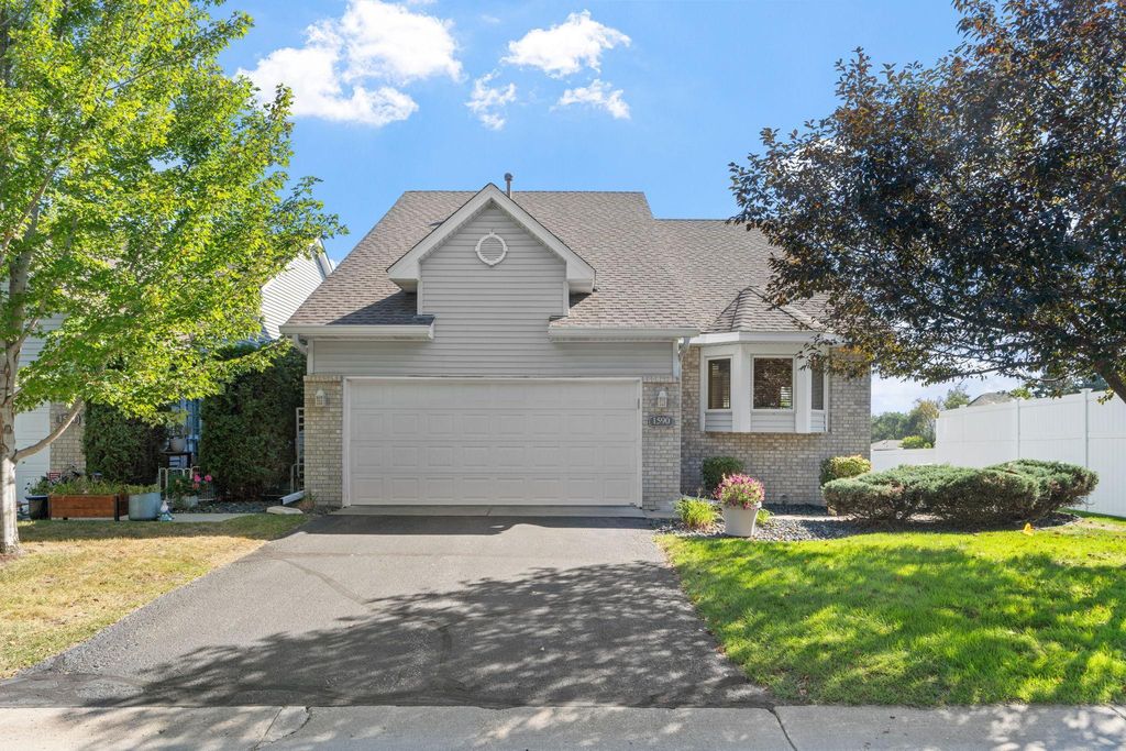 1590 126th Lane NW, Coon Rapids, MN 55448